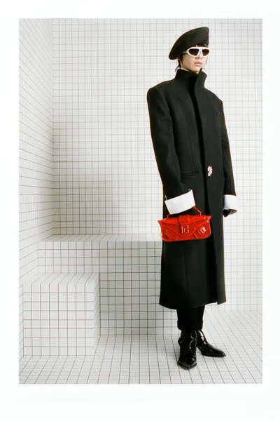 Look 25